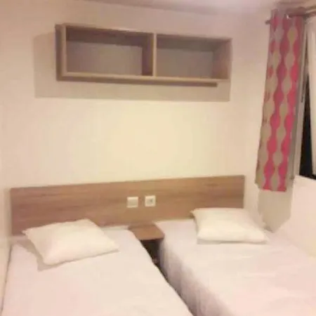 Bungalow With 3 Bedrooms In With Shared Pool Furnished Garden And Wifi * Gastes